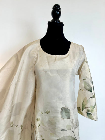 Off White Digital Print Kurta Set
