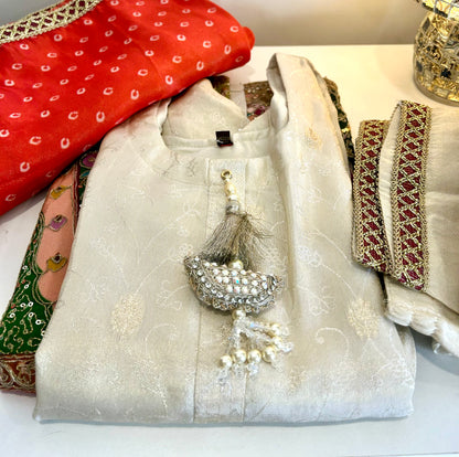 Off White Kurta Set