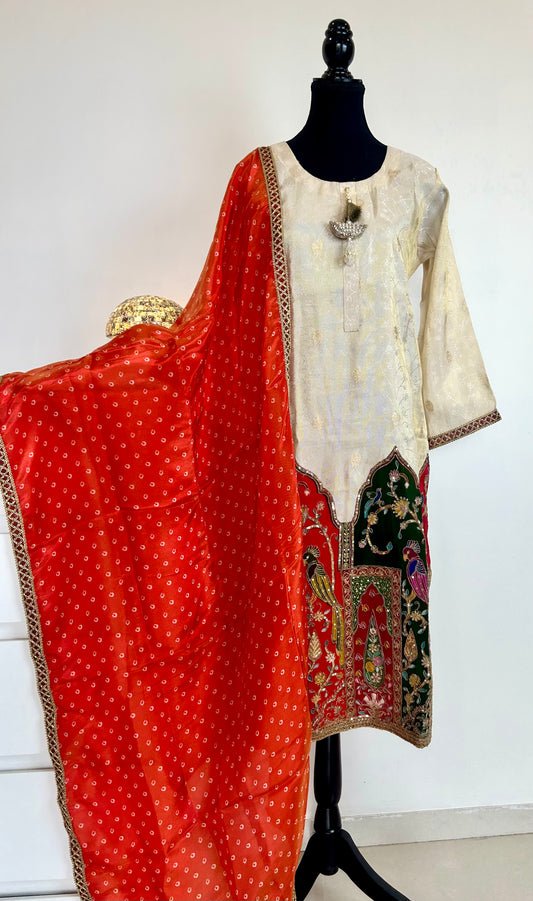 Off White Kurta Set